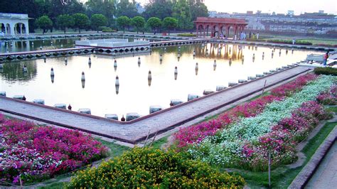 shalimar gardens lahore wikipedia.